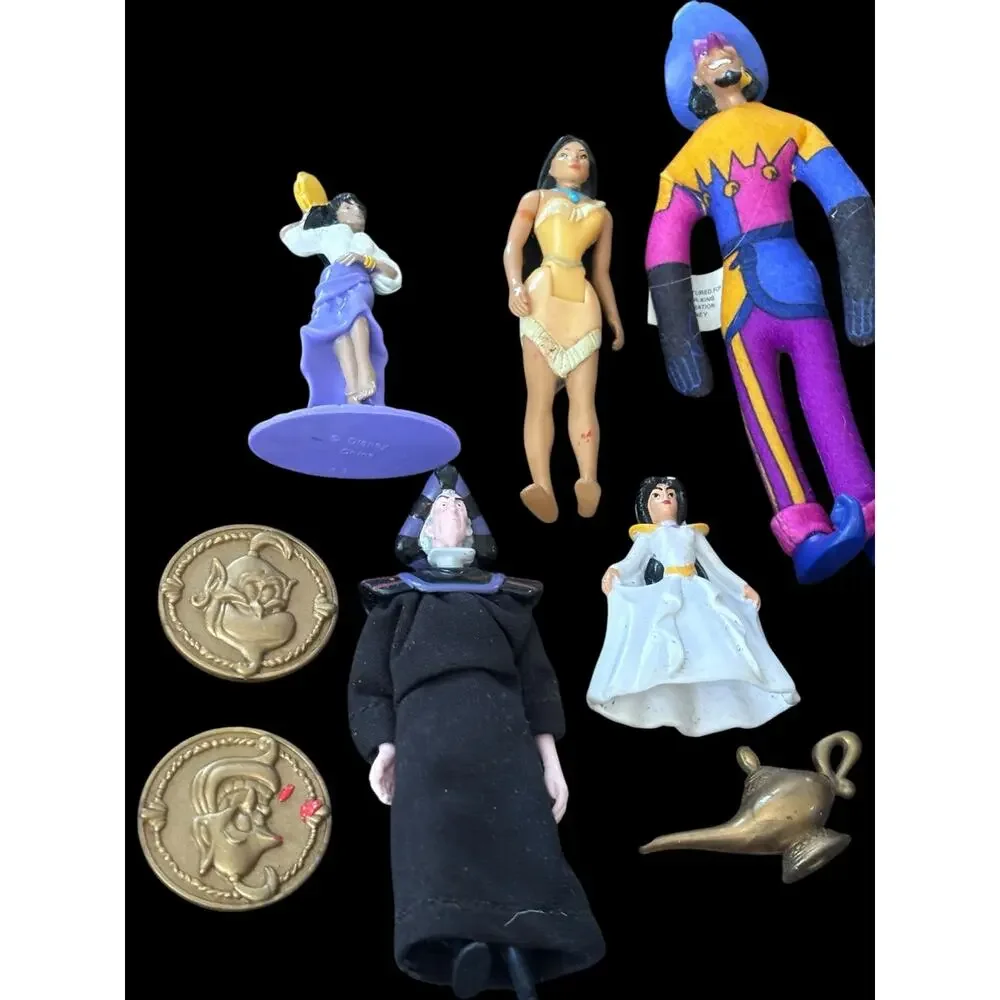 Vintage Disney Aladdin Pocahontas Hunchback Figures Toys Cake Toppers 11 Pieces